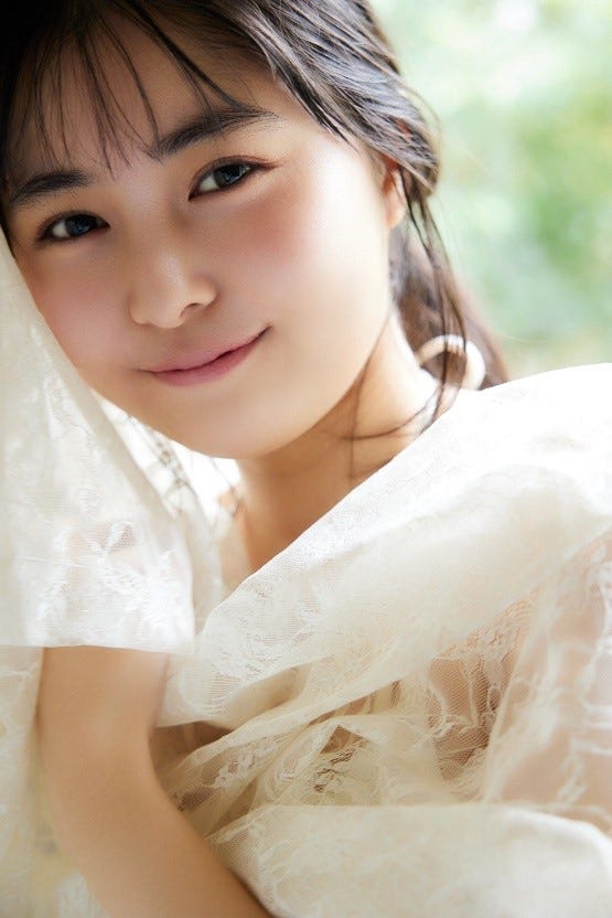 「頓知気さきな CONCEPT ~Collaboration Photo Book~」/写真:Takeo Dec.