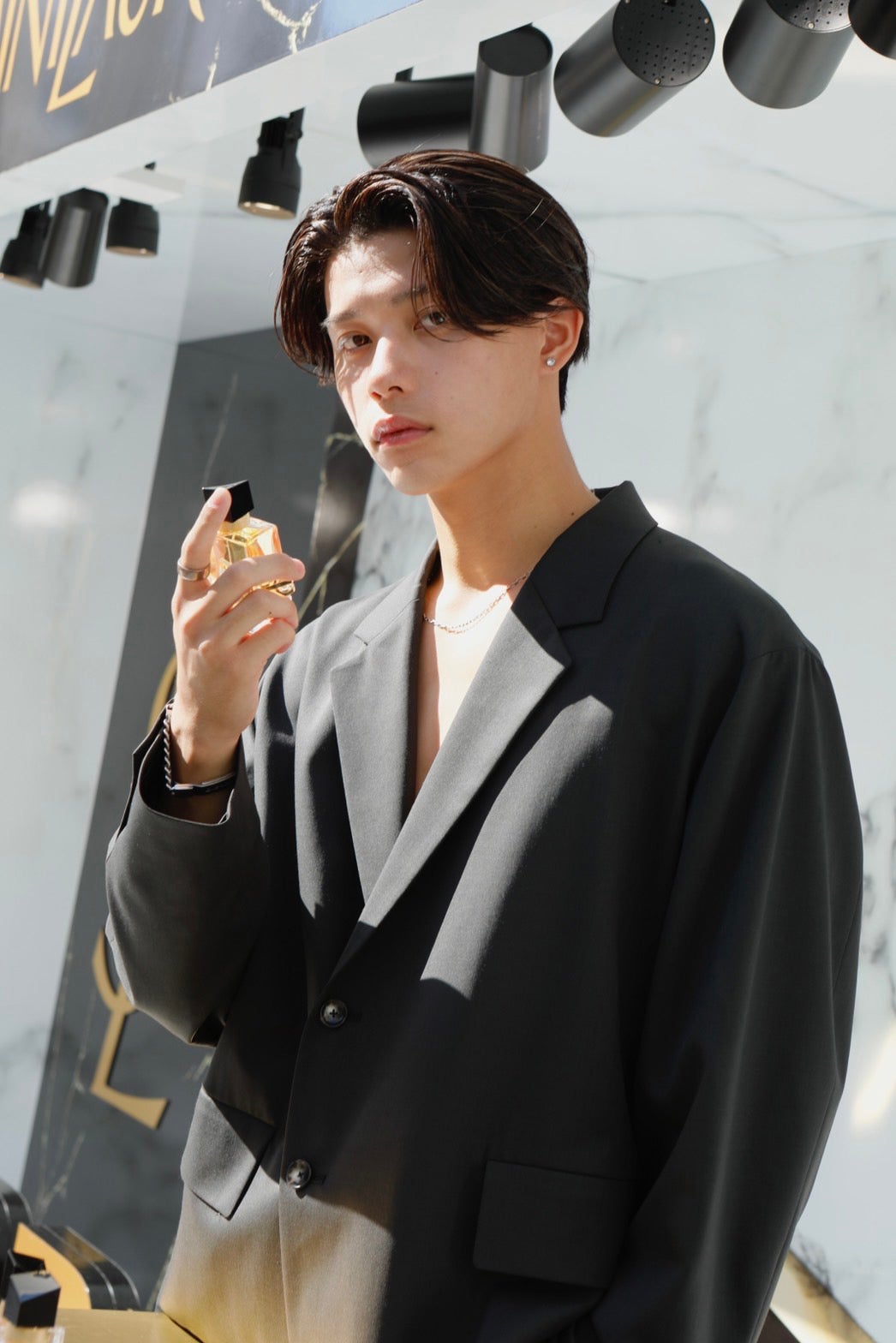 「みなしょー」にも出演のイケメン・南雲奨馬の素顔とは？「高校も行かず」昼夜バイト掛け持ちから200万人TikTokフォロワー突破まで【注目の人物】