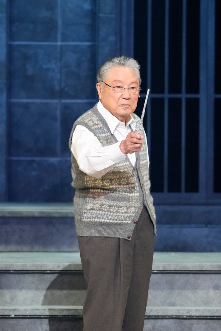 伊東四朗／熱海五郎一座「スマイル フォーエバー ～ちょいワル淑女と愛の魔法～」（C）松竹株式会社　株式会社アミューズ