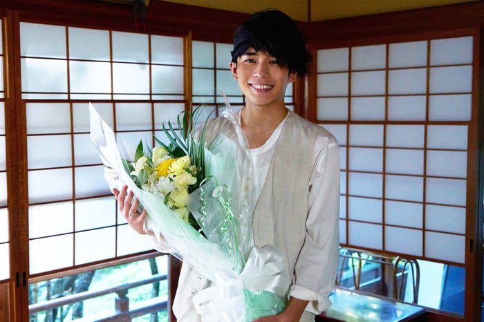 長尾謙杜(C)2023「岸辺露伴 ルーヴルへ行く」製作委員会(C)LUCKY LAND COMMUNICATIONS/集英社