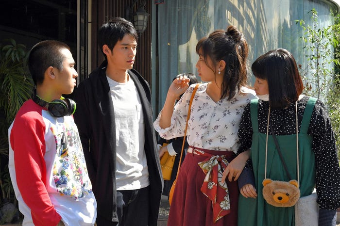 若林時英、岡田健史、小野莉奈、西本まりん/「中学聖日記」第6話より(C)TBS