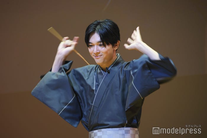 吉沢亮(C)モデルプレス