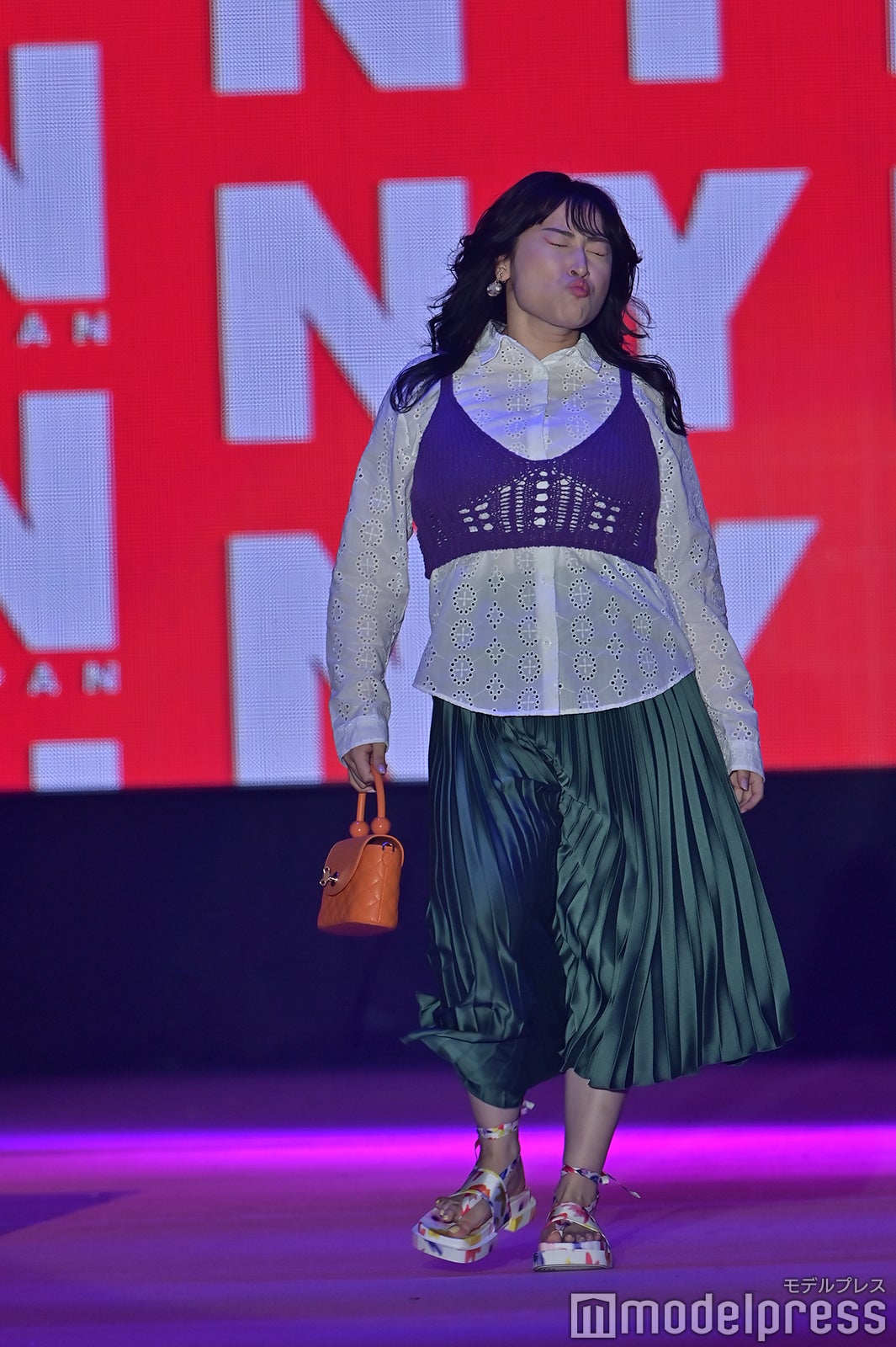 （C）モデルプレス