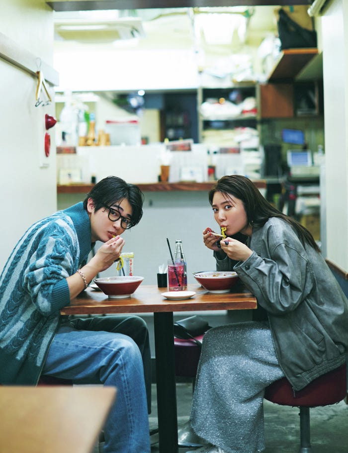 西垣匠、川津明日香(画像提供:小学館)