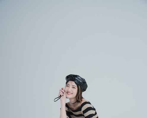 若月佑美、“アムラースタイル”で美脚輝く エッセイ前書き文一部も公開<履きなれない靴を履き潰すまで>
