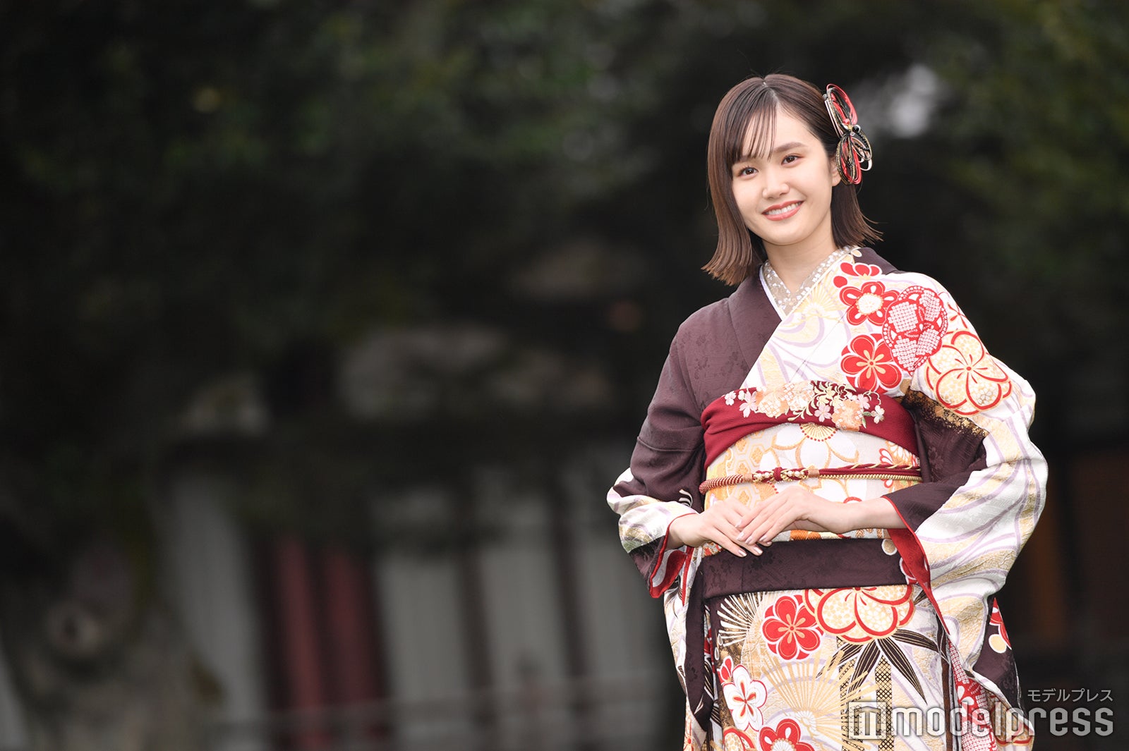 尾碕真花（C）モデルプレス