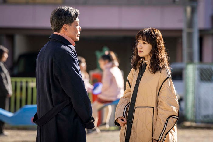 光石研、奈緒「春になったら」第4話より(C)カンテレ