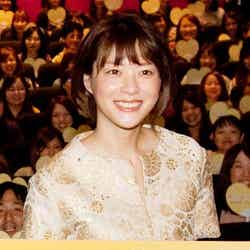 大阪府内で行われた映画「陽だまりの彼女」舞台挨拶に登壇した上野樹里