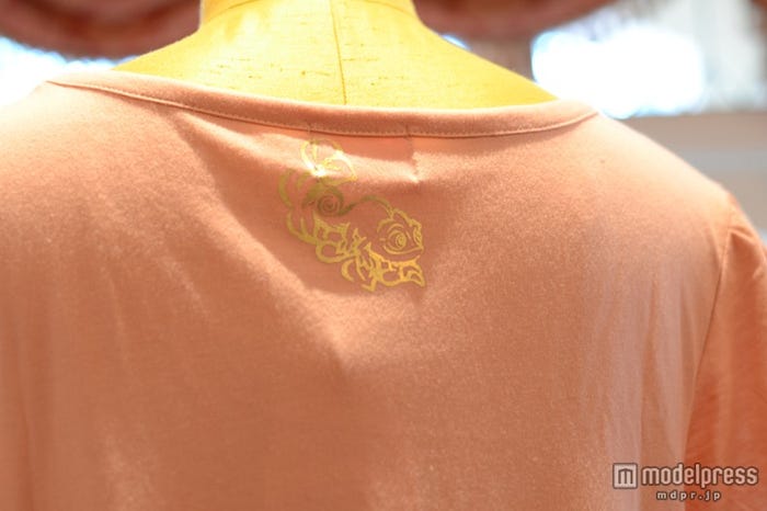 首元にはパスカル