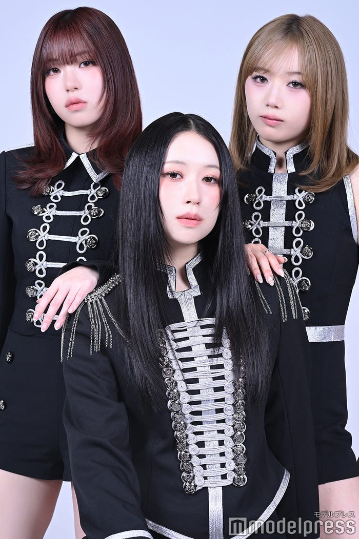 TSUZUMI、MOMONA、KIEKO(C)モデルプレス