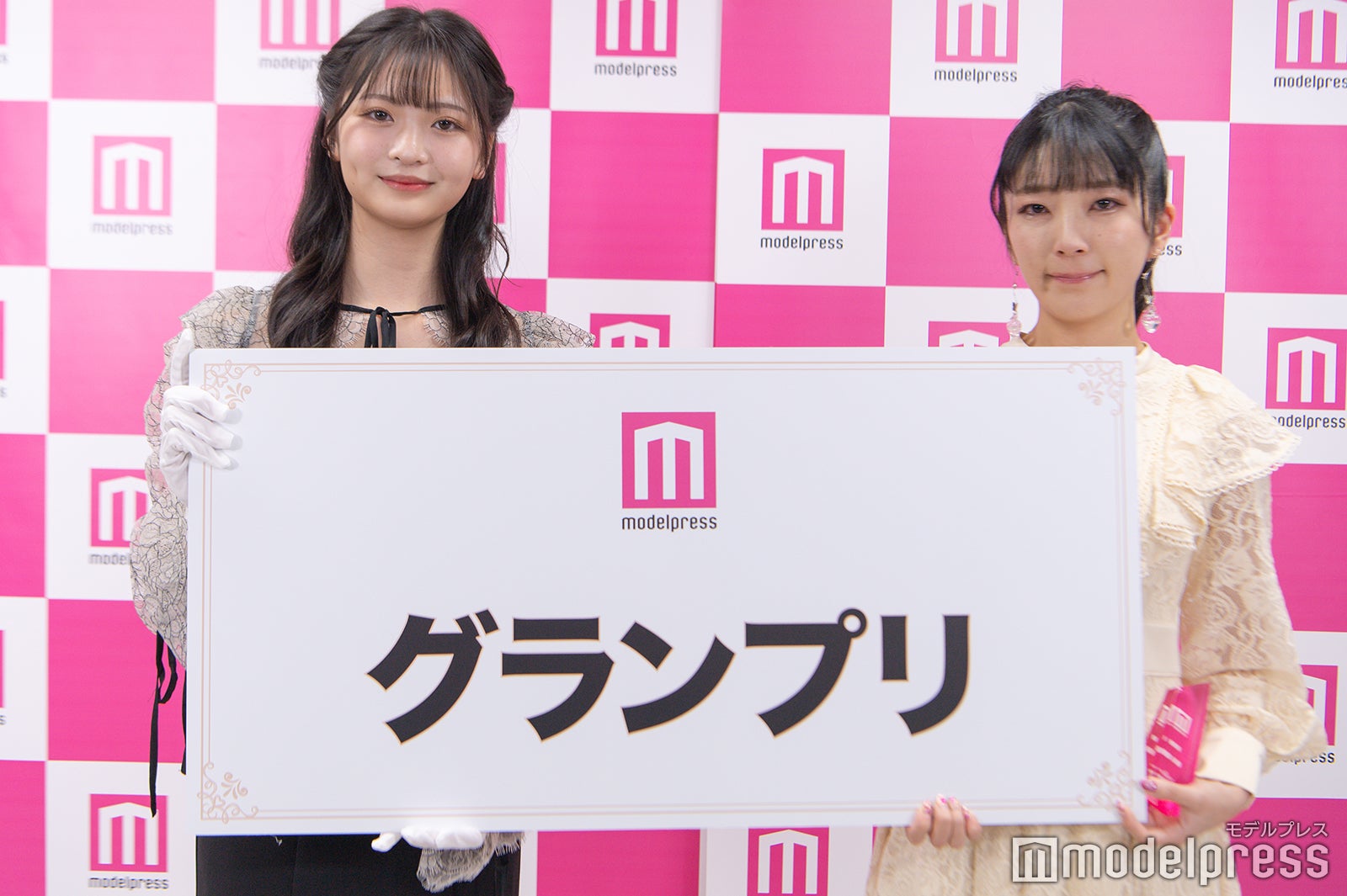 HANA、、服部彩香さん （C）モデルプレス