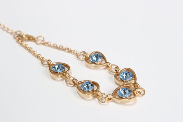 セリアのぬい用ビジューネックレス