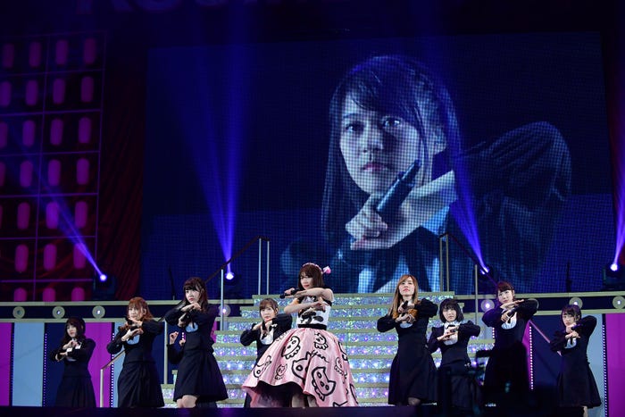 坂道akb が 神コラボ と話題沸騰 過去には こじ坂46 まゆ坂46 も これまでの48 46グループ 奇跡のコラボを振り返る モデルプレス 坂道akb が 神コラボ と話題沸騰 過去には こじ坂46 まゆ坂46 も これまでの48 46グループ 奇跡のコラボを振り返る モデルプレス