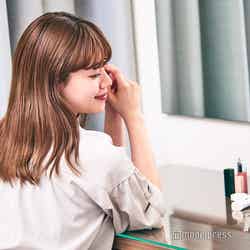 旅行先でも出張時も手放せない!美人ヘアをキープする必需品とは(C)モデルプレス