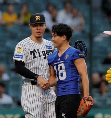 甲子園球場で仁川学院バッテリーが実現 マウンドにはパナソニックインパルスの桑田で捕手役は佐藤輝 「テルの頑張りから刺激を受けている」ど真ん中に剛速球でスタンドどよめき
