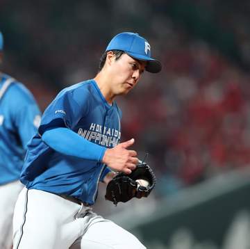 日本ハム・柴田獅子“大谷翔平超え”ならず 初の投打二刀流出場は4回5安打1失点でリード許して降板 プロ初勝利逃す 打っても2打数無安打で交代