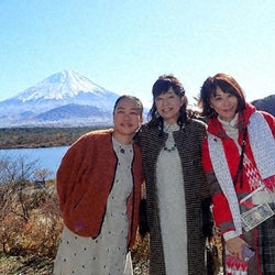 千葉真一の娘・真瀬樹里、超名門校同窓生いとうあさこ&かたせ梨乃と『5万円旅』に挑戦