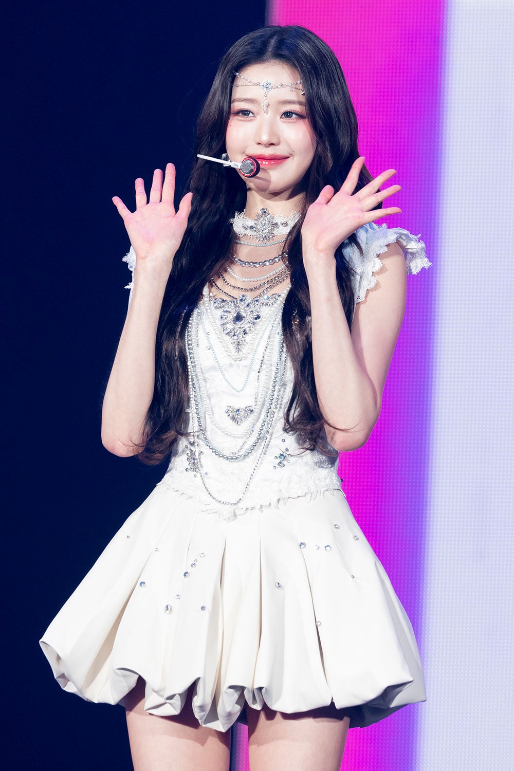 ウォニョン「IVE THE 1ST WORLD TOUR ‘SHOW WHAT I HAVE’」より（C）撮影：田中聖太郎写真事務所