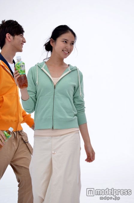 武井咲のCM撮影風景