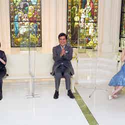 （左から）戸田恵子、石原良純、岡田結実 （C）テレビ東京