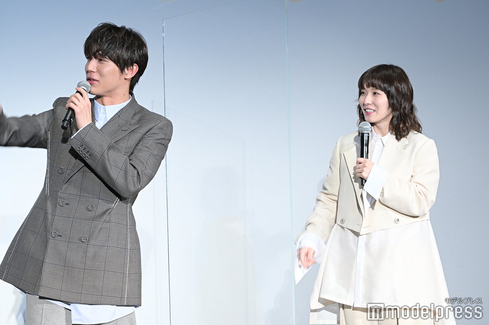 中川大志、松岡茉優（C）モデルプレス