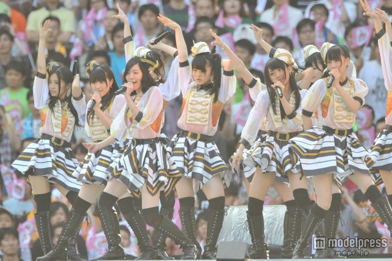 SKE48、新曲初披露で7万人が熱狂＜AKB48スーパーフェスティバル＞