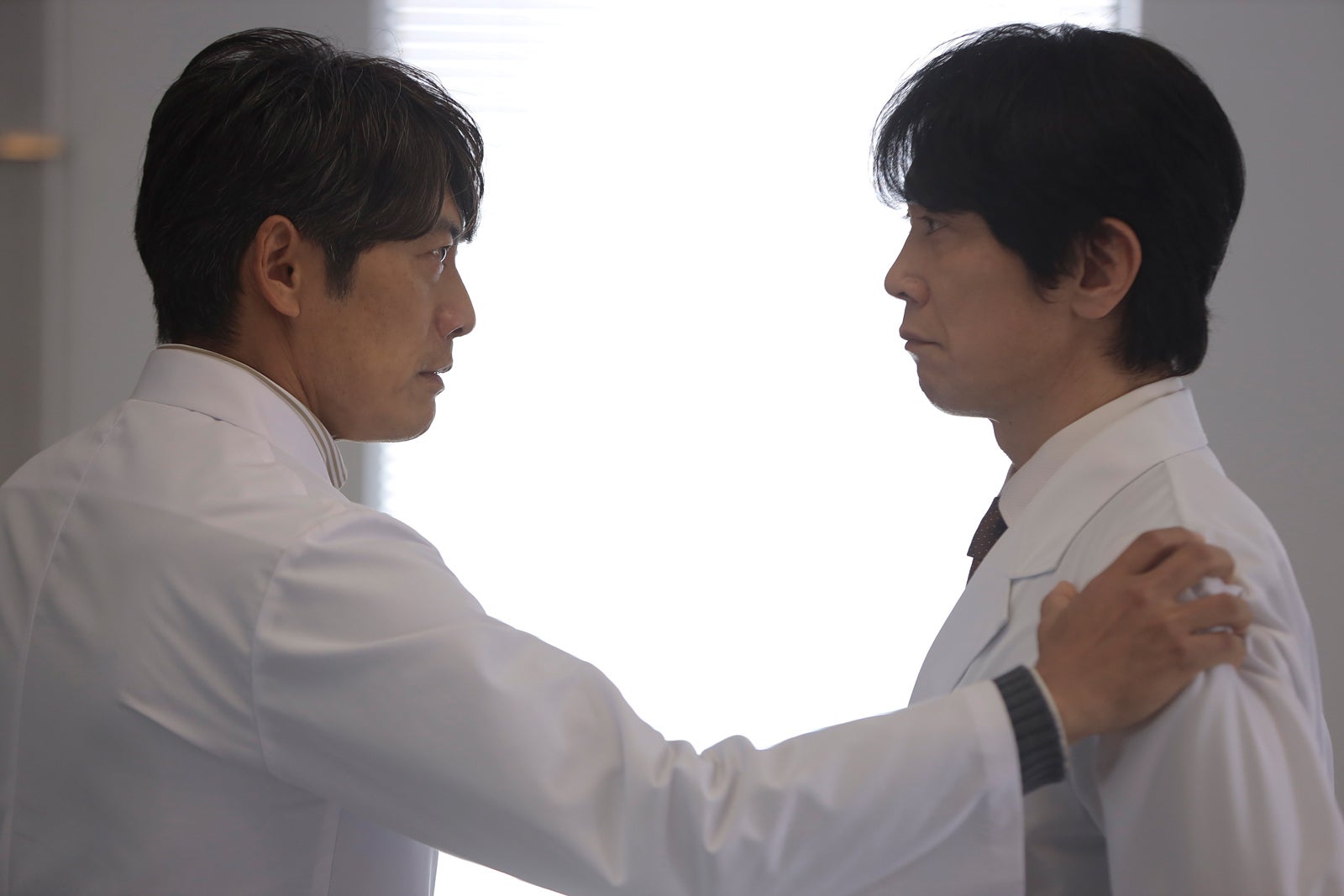 ＜グレイトギフト 第6話＞藤巻、白鳥に“とんでもない交換条件”出す「ギフトの創造者」名乗る犯人から着信も