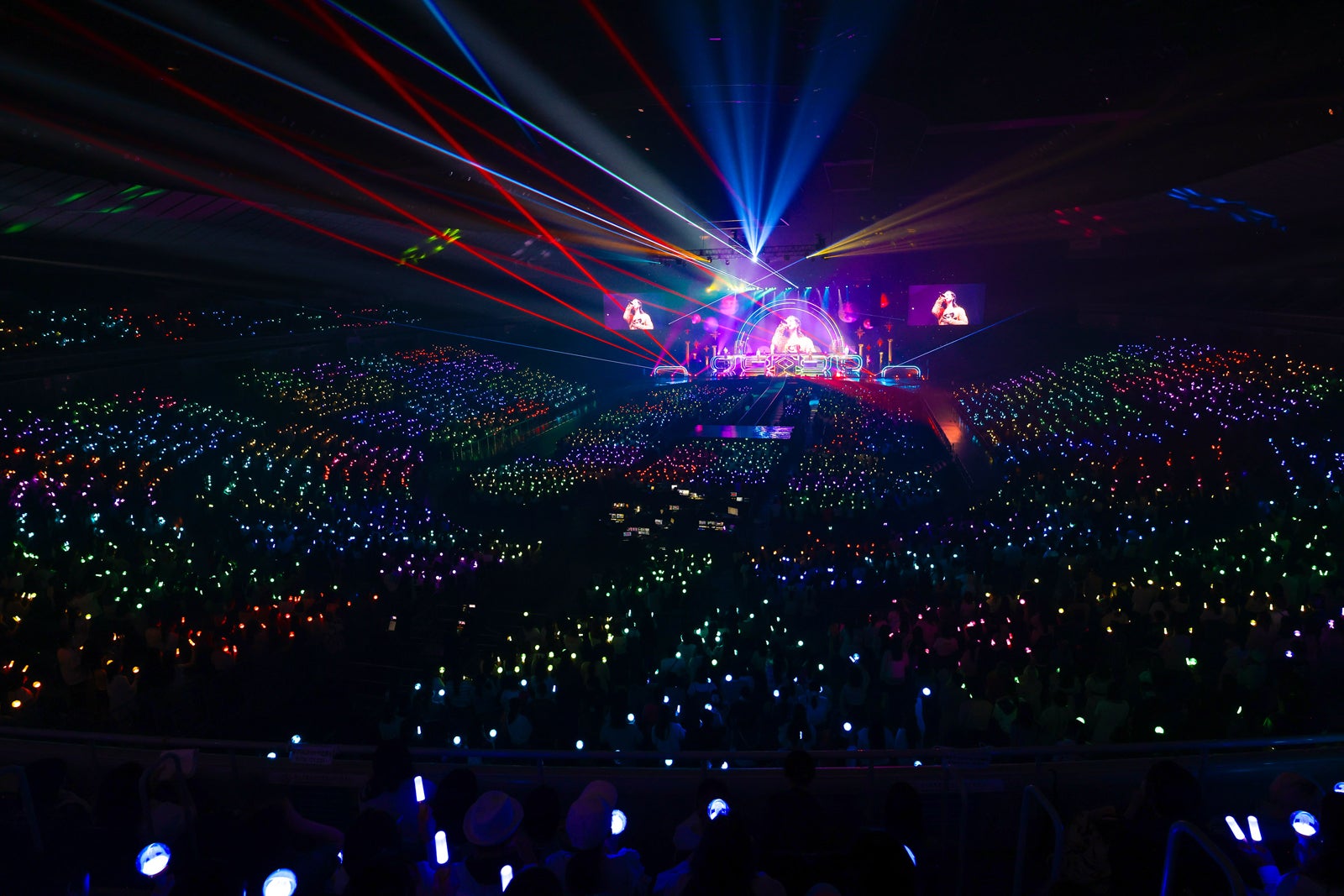 BUDDiiS／撮影：Hanna TAKAHASHI、松本いづみ