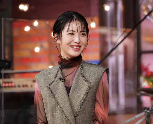 浜辺美波、中学2年生で経験した切ない思い出とは?感銘を受けた楽曲も明かす