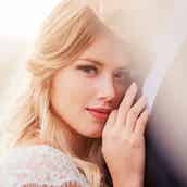 アバター2 ジェイク サリーとナヴィ族のネイティリによる家族の物語に モデルプレス アバター2 ジェイク サリーとナヴィ族のネイティリによる家族の物語に モデルプレス