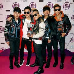 韓国アーティストとして初の受賞となったBIGBANG