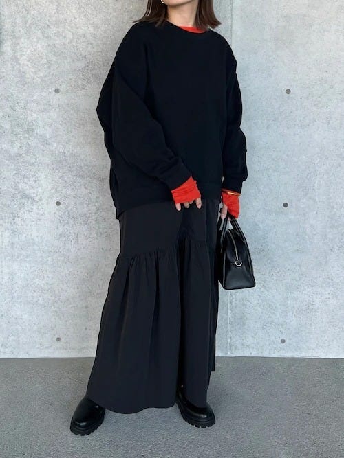 黒スウェット