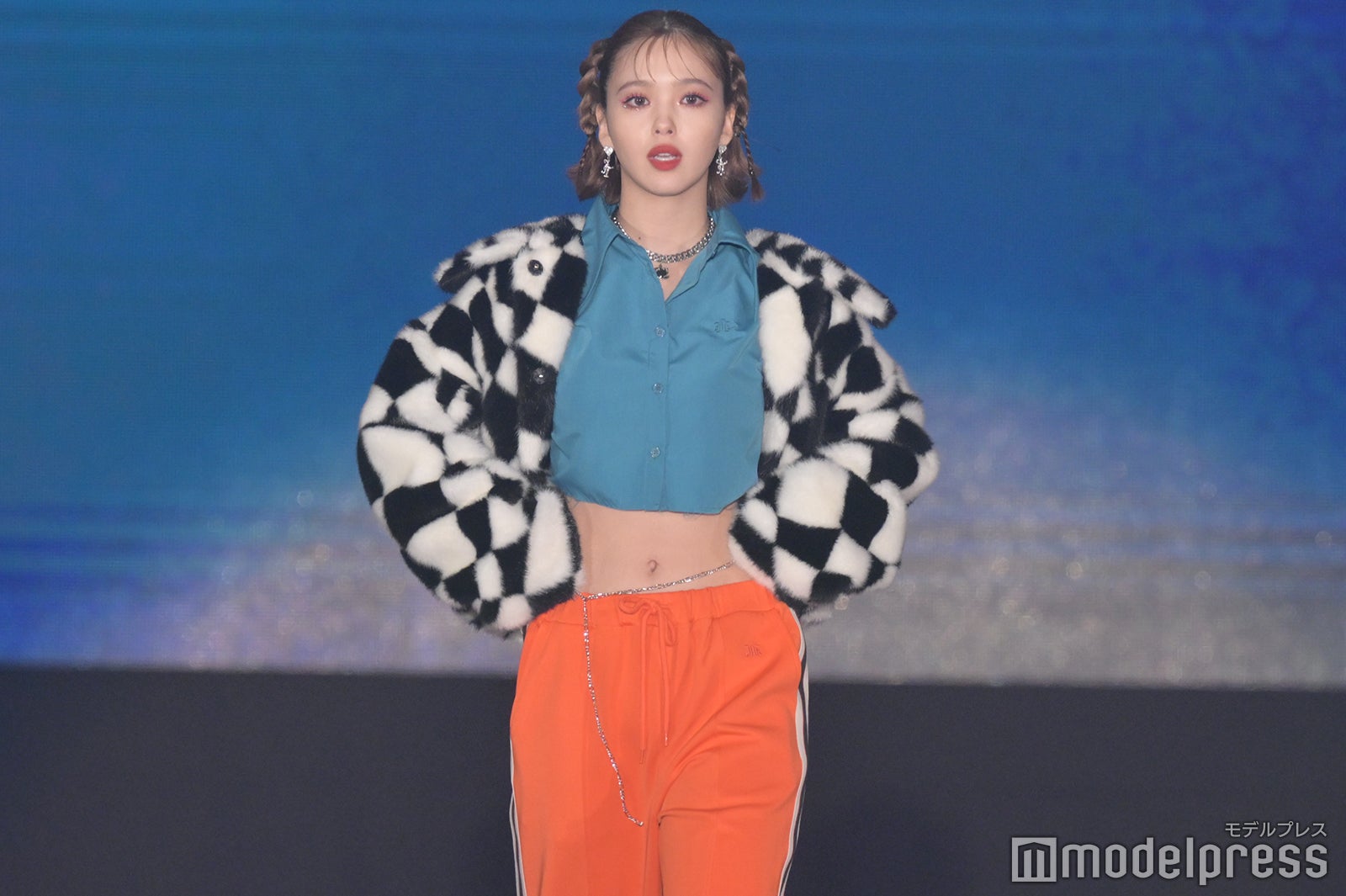 （C）モデルプレス