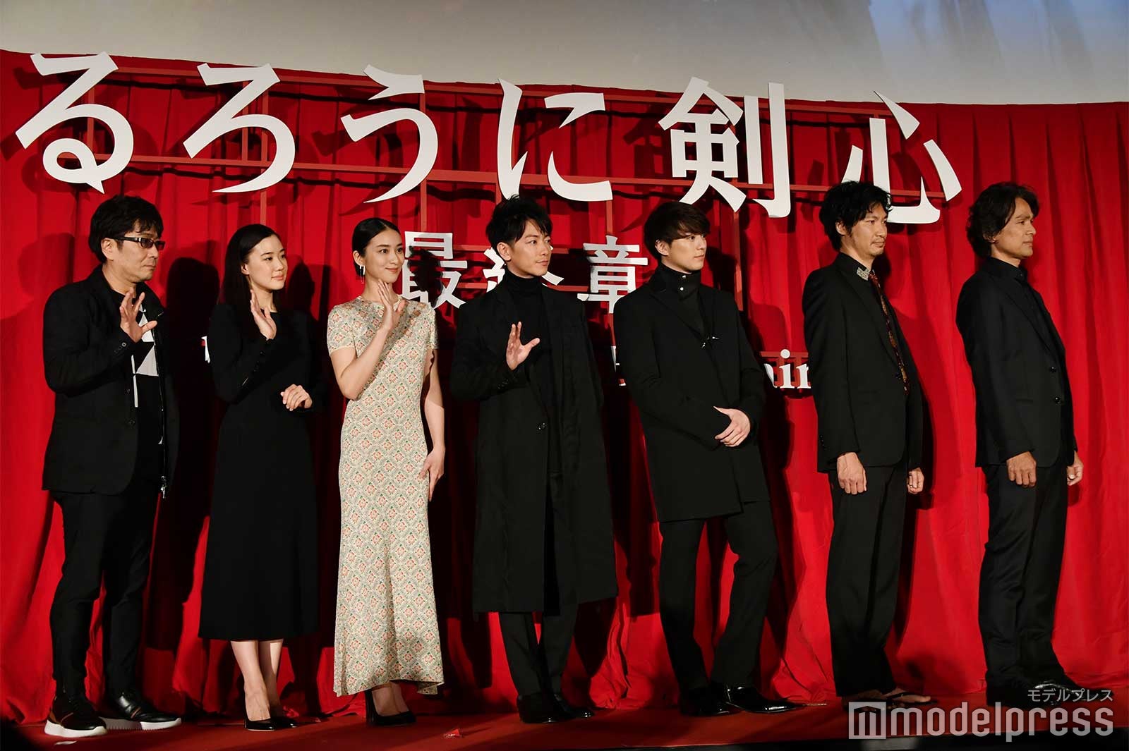 大友啓史監督、蒼井優、武井咲、佐藤健、新田真剣佑、青木崇高、江口洋介 （C）モデルプレス