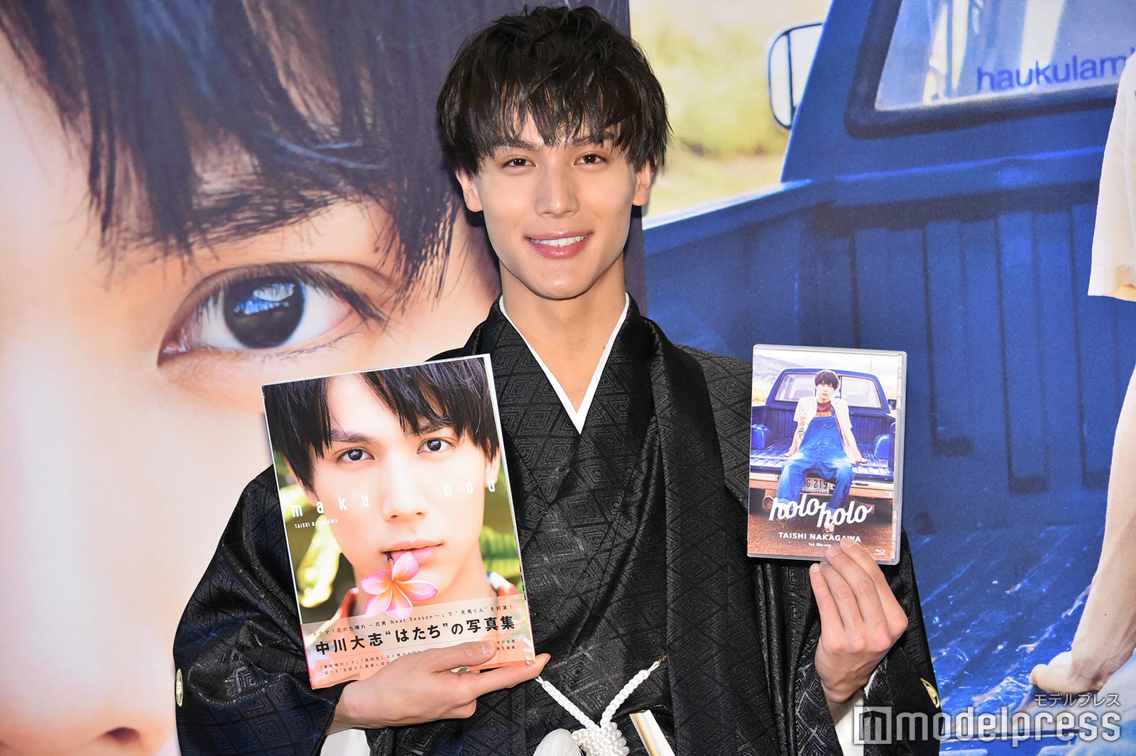 画像1/6) “新成人”中川大志、書き初めで意気込む 海外進出にも