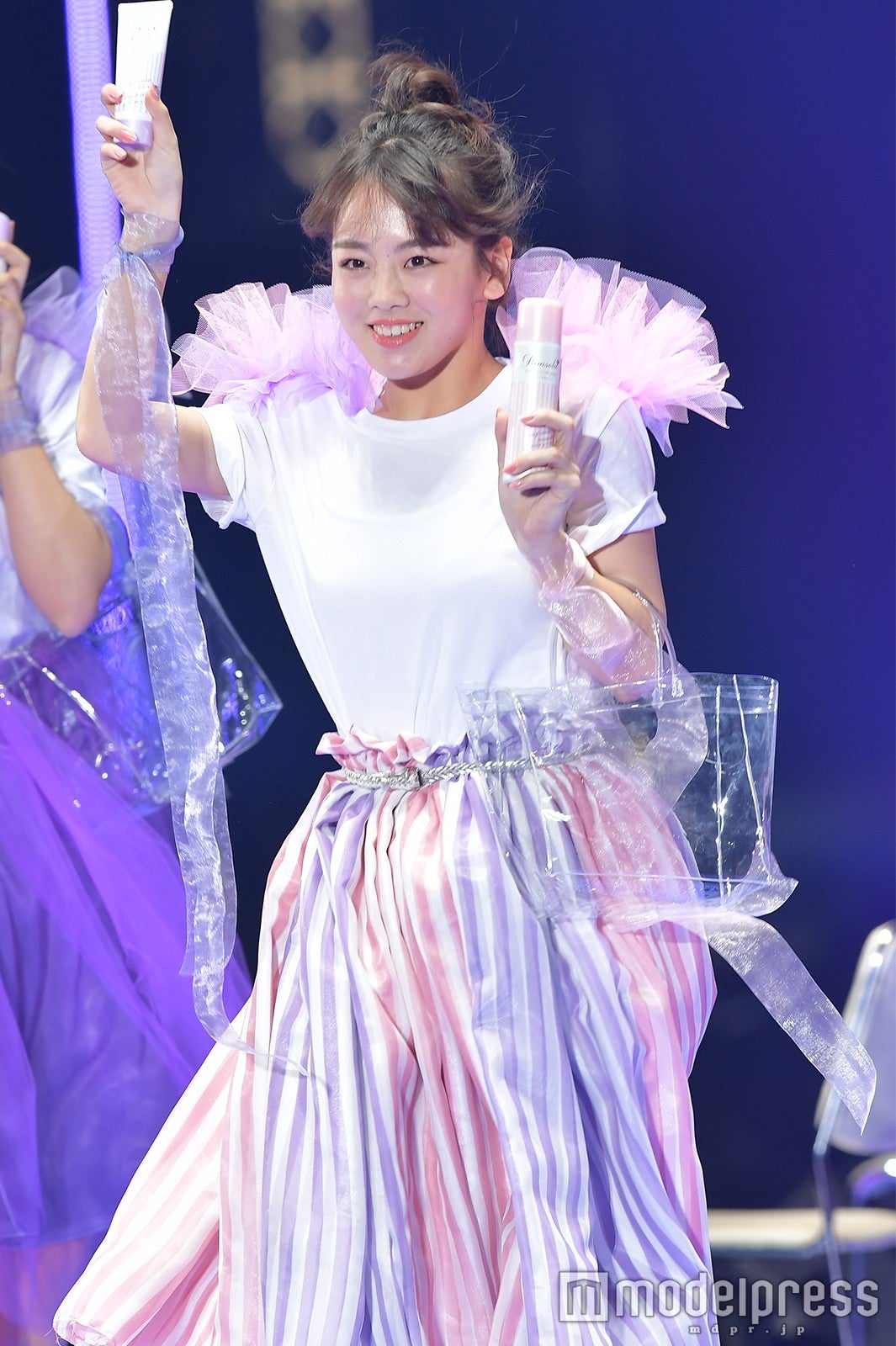 デビュー前の伊原六花表紙・登美丘高校3年「ダンスク！」2017年