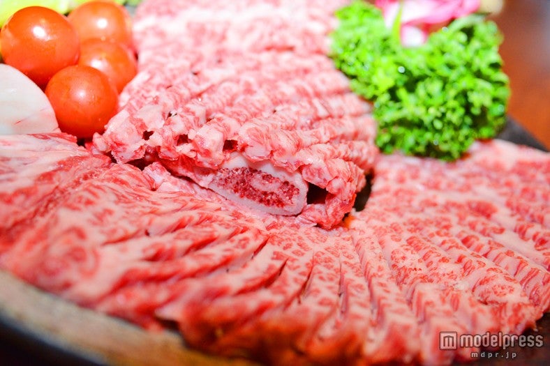 韓国最高級の霜降り牛「雪花韓牛肉」