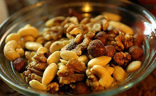 満足感のあるナッツもオススメ(pähkinöitä by jaakko.hakulinen)