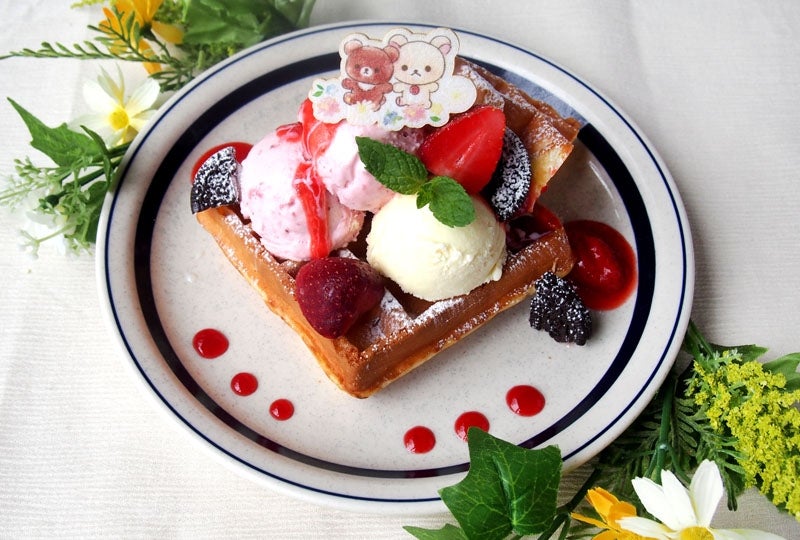 なかよしストロベリーミルクワッフル￥1,500（税込）（C）SAN-X CO．，LTD．ALL RIGHTS RESERVED．