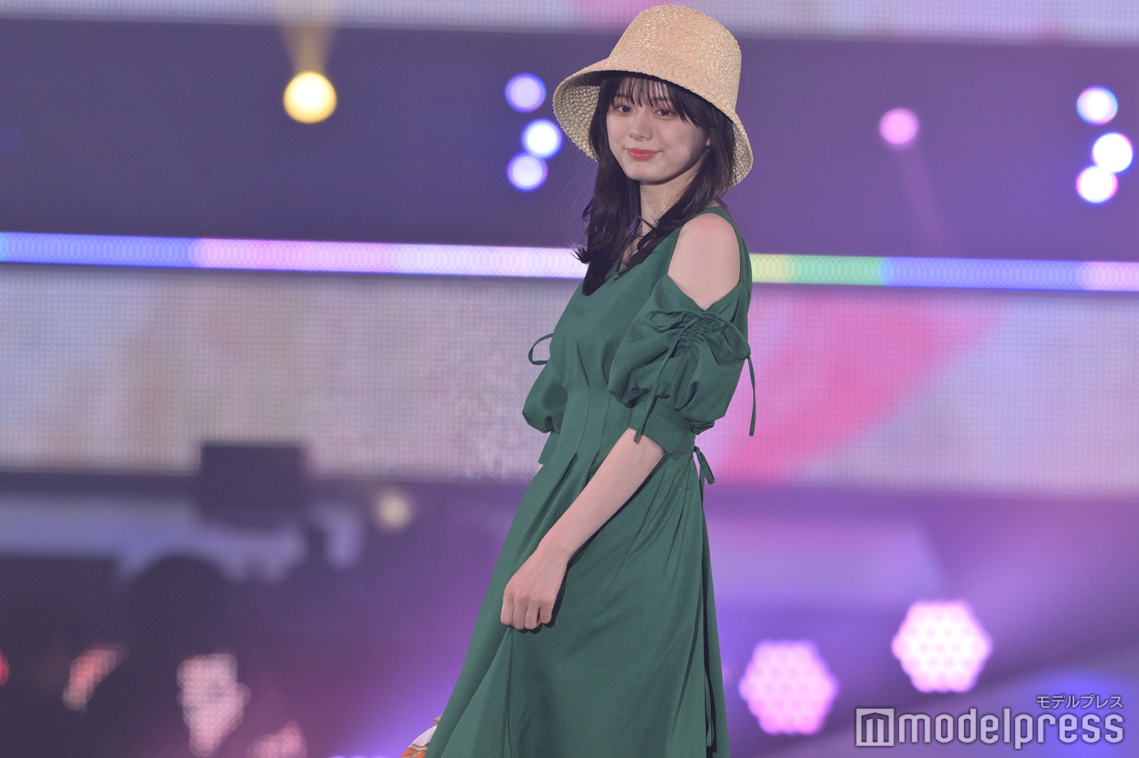 紺野彩夏（C）モデルプレス