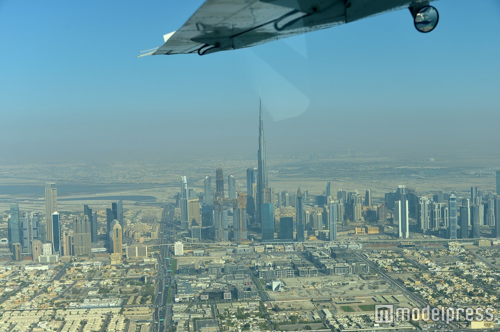 遊覧飛行から見た「ダウンタウン・ドバイ」（C）モデルプレス