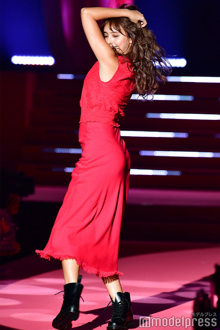 石田ニコル（C）モデルプレス