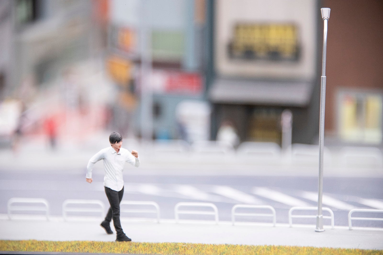 荒牧慶彦（ヨシヒコ）フィギュア（提供写真）