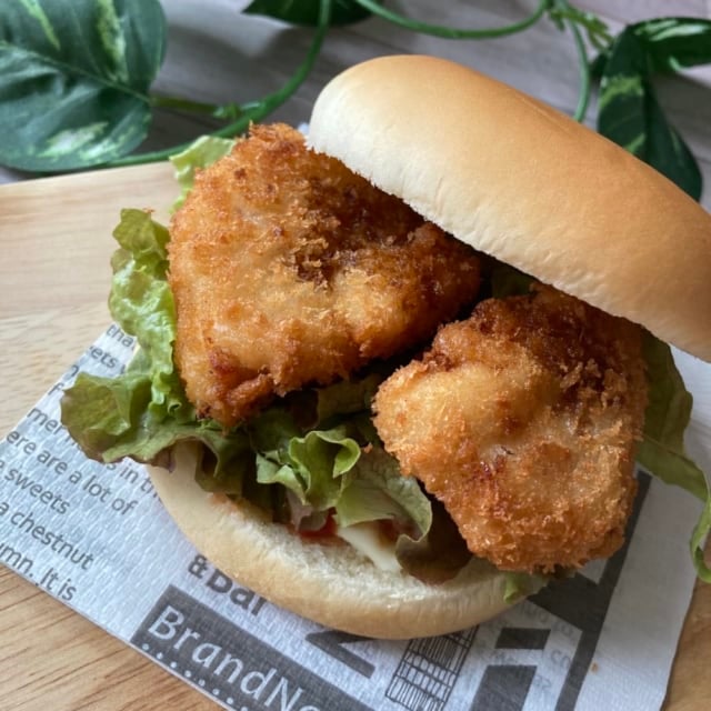 業務スーパーの鶏屋さんのチキンカツを使ったチキンカツバーガー