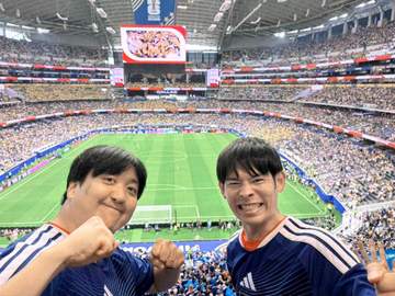 サッカーW杯4大会連続観戦のカカロニ 日本代表は「圧倒的に第三国から応援されるチームになった」現地での実感語る