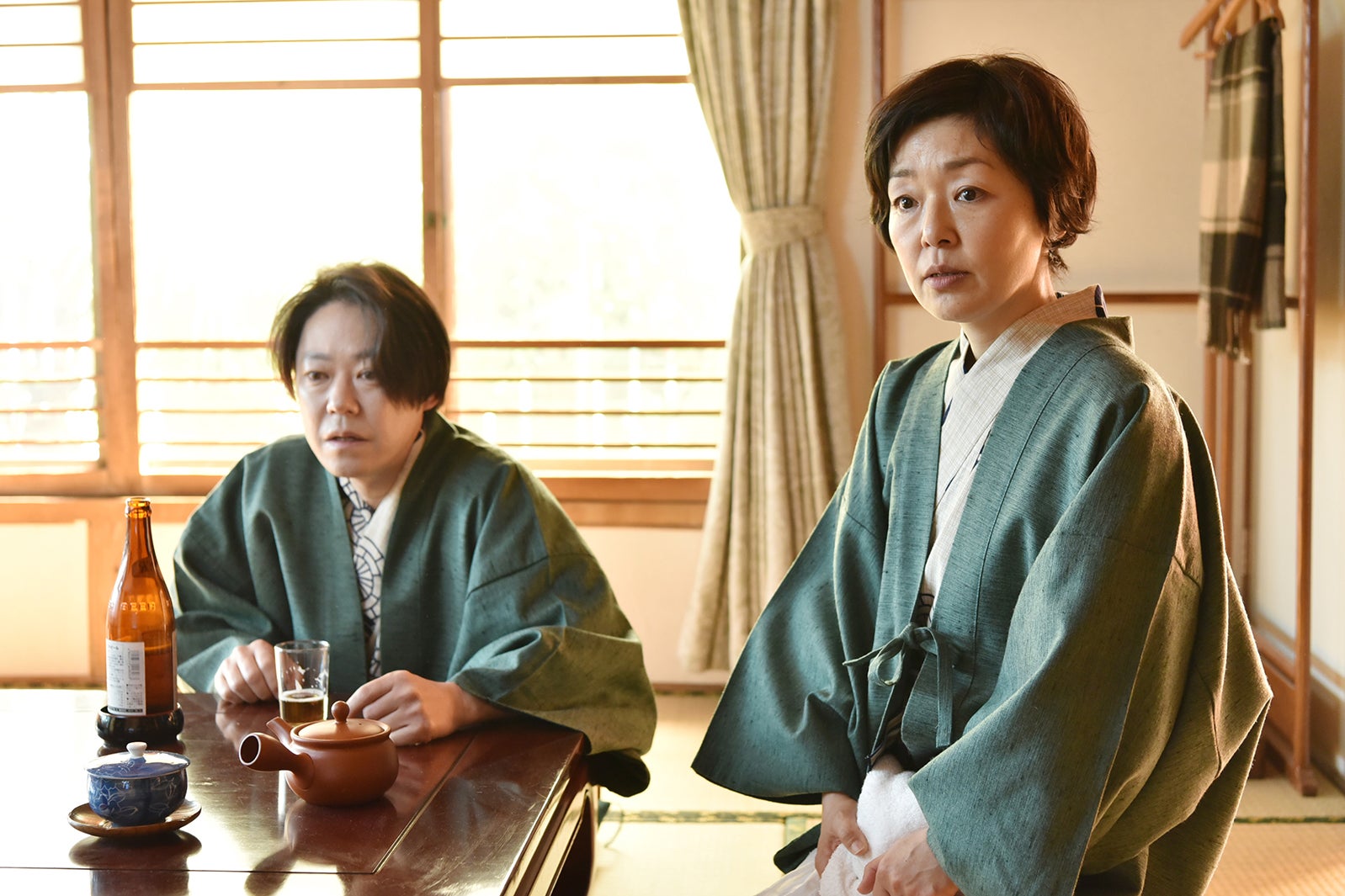 阿部サダヲ、小林聡美／「anone」最終話より（C）日本テレビ