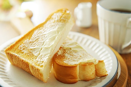 【決定版】一番好きなパンのお供ランキング！ふわふわ卵、とろけるバター… 1位に選ばれたのは？