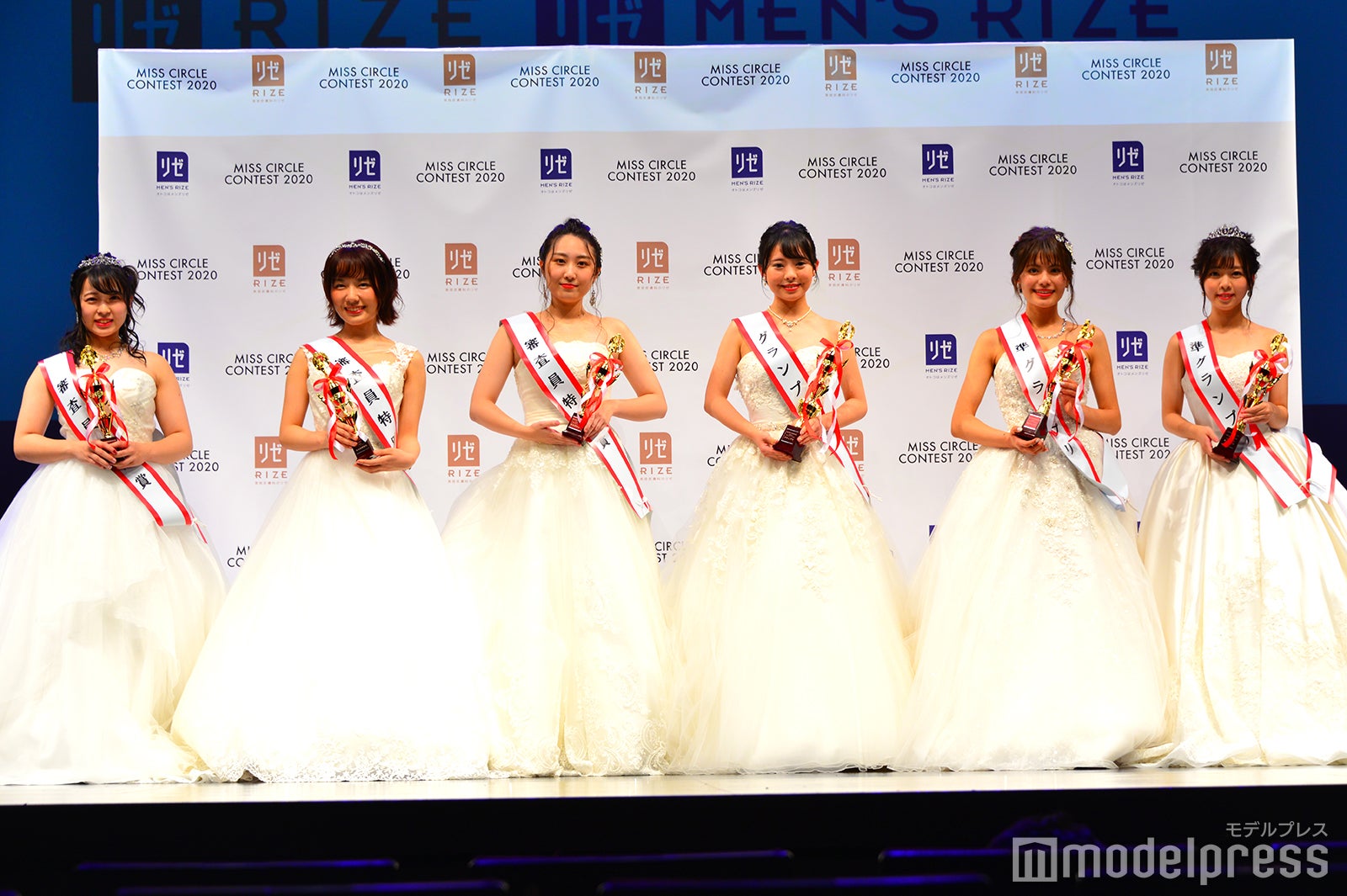 （左から）石井美帆、海野名津紀、工藤ありさ、森明日香さん、小山倫可さん、薬真寺伽帆さん（C）モデルプレス