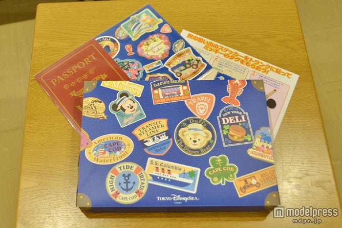 ミッキーマウスのトランク型ケース「マイ・スプリングヴォヤッジ」