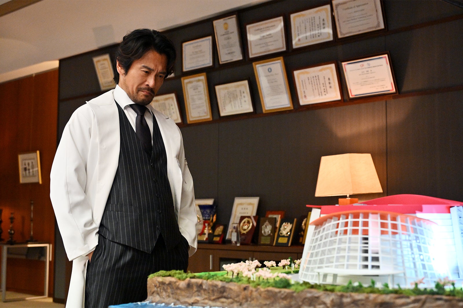 内野聖陽「ブラックペアン シーズン２」第5話より（C）TBS